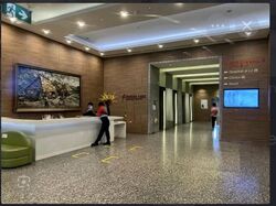 Connexion (D8), Retail #564559231